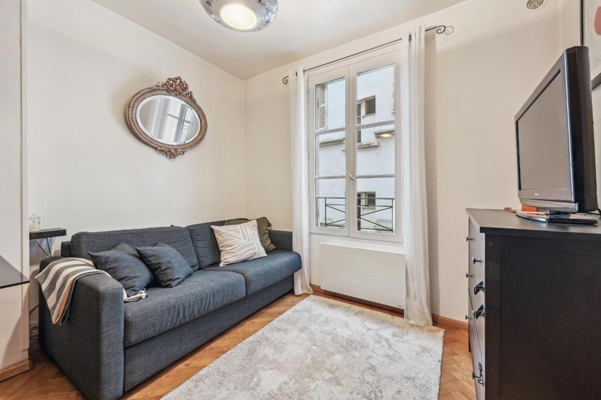 Eiffel Tower & Hotel Des Invalides - 1Br - Cityapartmentstay باريس المظهر الخارجي الصورة